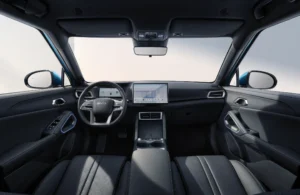 BYD_Harmony_Auto_Hybrydowy_ATTO-2-DM-i_Wnętrze_Black